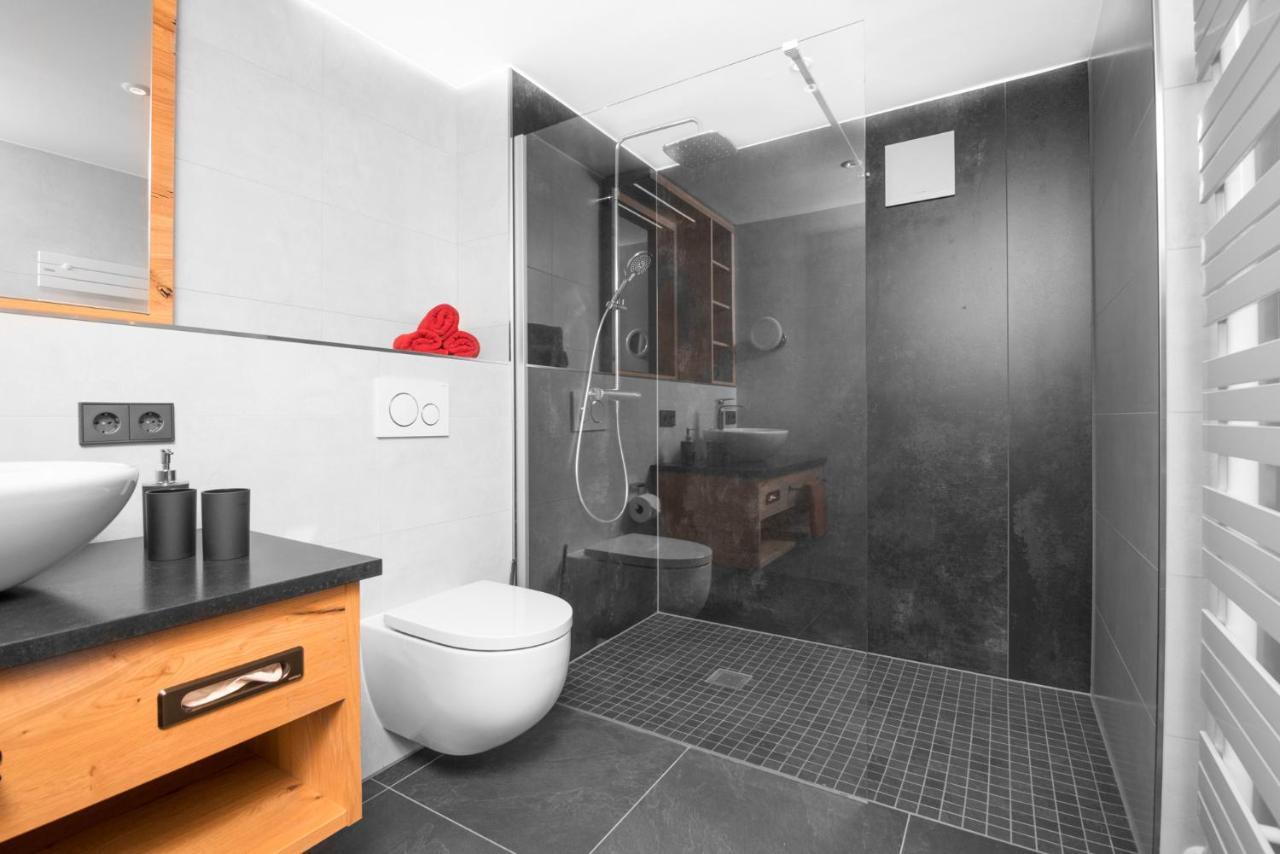 Chalet-Ferienwohnung Schlossblick, 51 Qm, Wellness/Fitness/Sauna - Bergroedelhof Feilitzsch Bagian luar foto