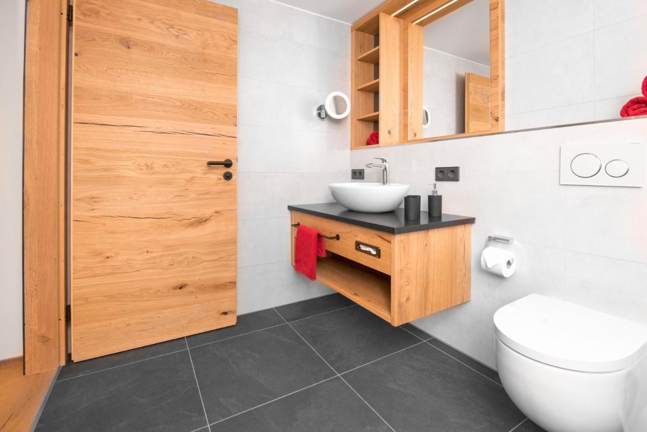 Chalet-Ferienwohnung Schlossblick, 51 Qm, Wellness/Fitness/Sauna - Bergroedelhof Feilitzsch Bagian luar foto